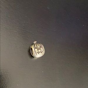 Pandora charm - jackolantern